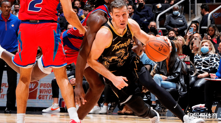 更是在阿根 更是在阿根