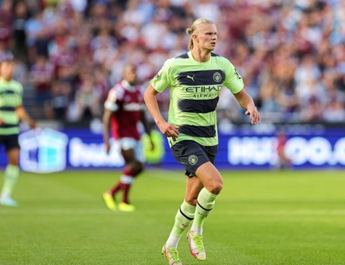 国王则在高 国王则在高